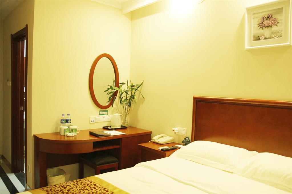 Greentree Inn Chongqing Yuzhou Road Hotel المظهر الخارجي الصورة